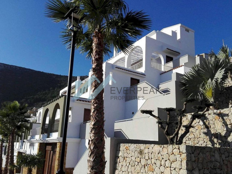 Neubau Penthaus mit 3 Schlafzimmern und 2 Badezimmern in Gandia| Ref: MA-1737D