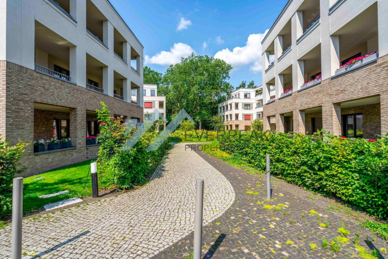 Dahlem Möbliert Garten Terrasse Neubau