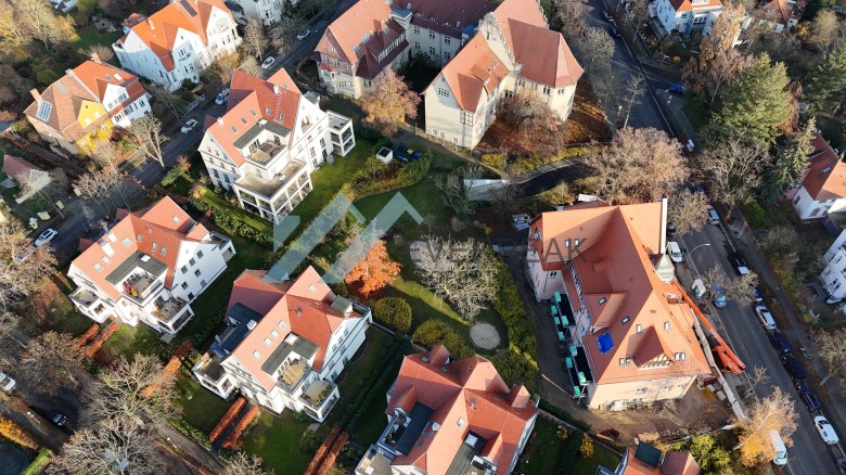 Erstbezug in Dahlem: Modernisierte Altbauwohnung mit Aufzug