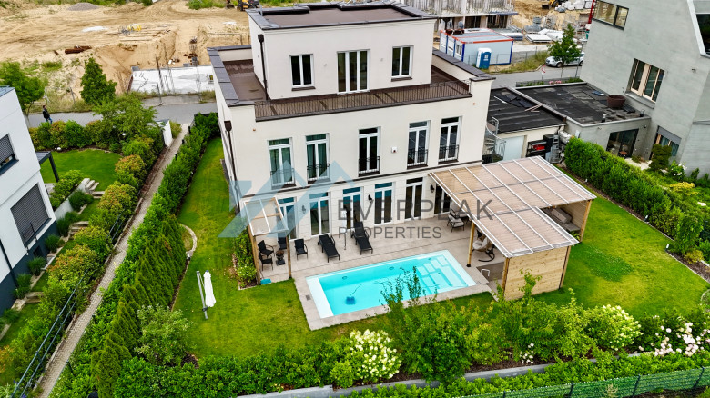 Hochwertige Villa am See im Potsdam