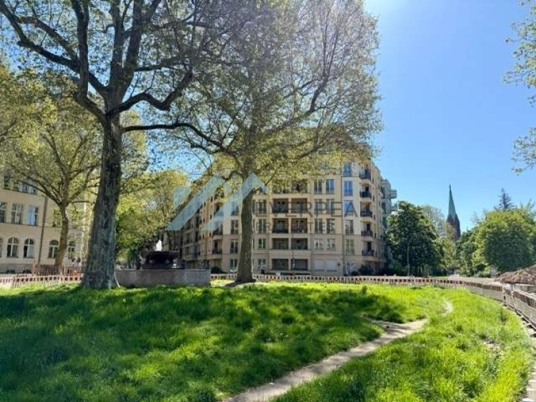 Exklusive 3-Zimmer-Neubauwohnung mit zwei Terrassen und Tiefgaragenstellplatz